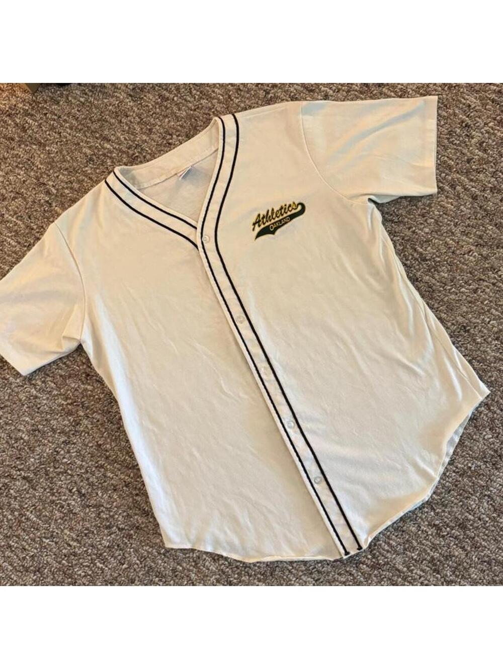 Vintage 80s/90s Swingster Oakland Athletics MLB Button Up Baseball Jersey White